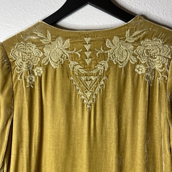 Top - Picture 6 of 6